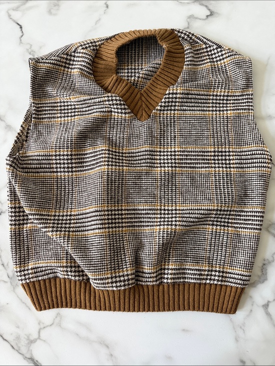 OAK + FORT Sweaters - OAK + FORT Plaid V-Neck Sweater Vest in Brown and Cream